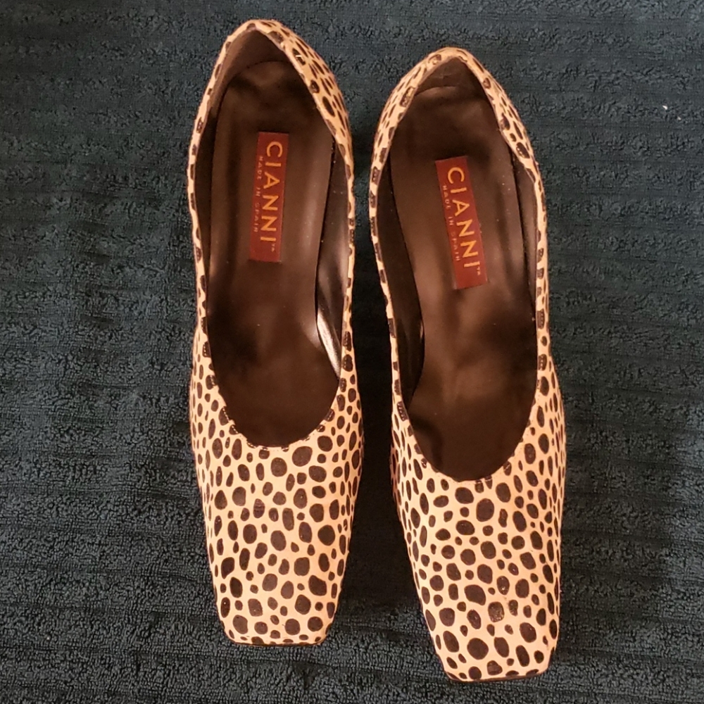 High Heel Pumps  👠